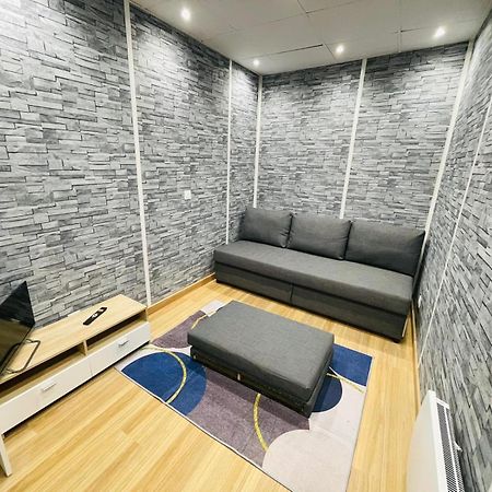 Studio Confortable- Disneyland Paris - Val D Europe - Plein Centre Ville Meaux - 2 Pers Exterior photo